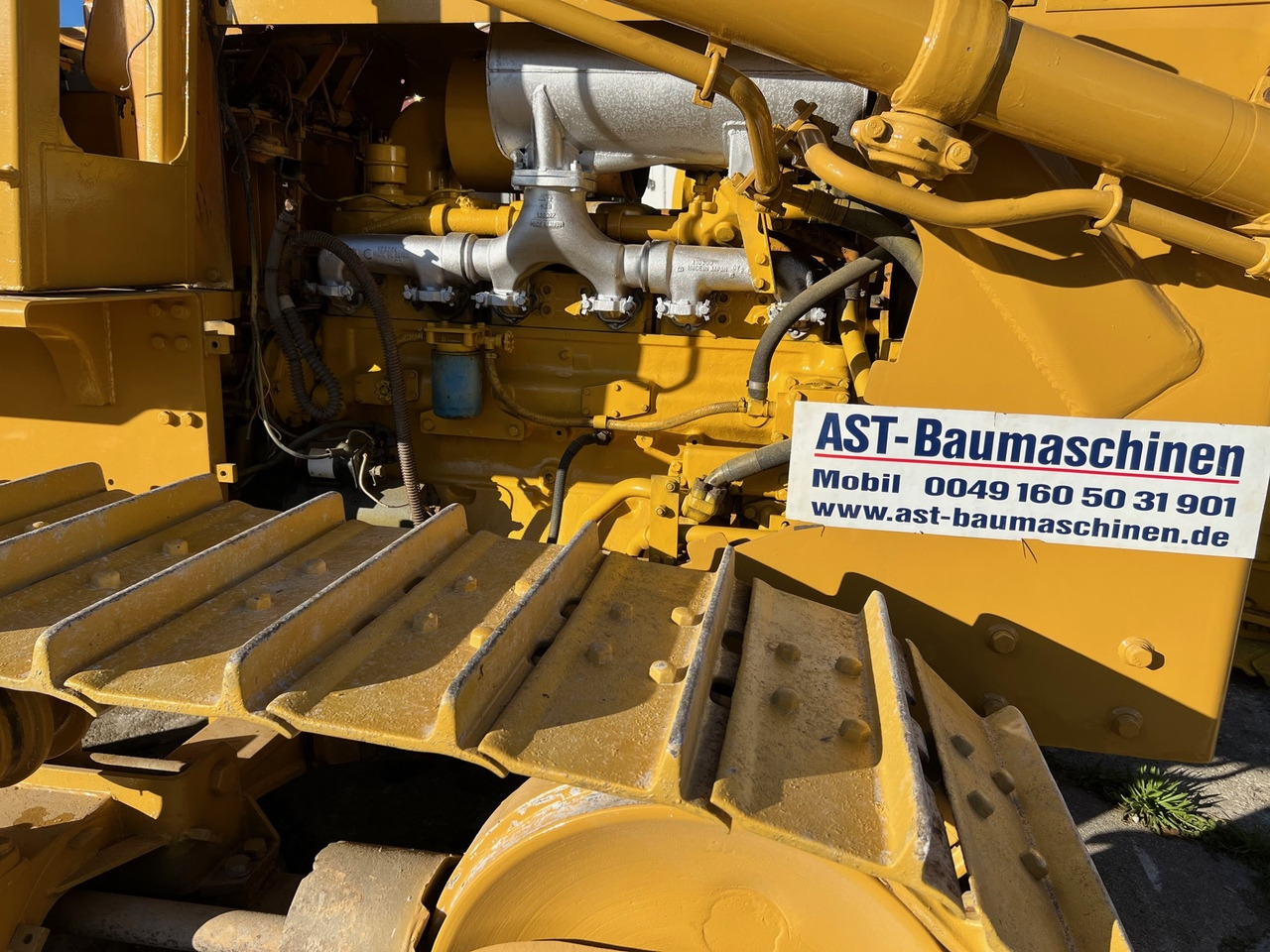 KOMATSU D65-E - Buldozeris: foto 4 KOMATSU D65-E - Buldozeris: foto 4