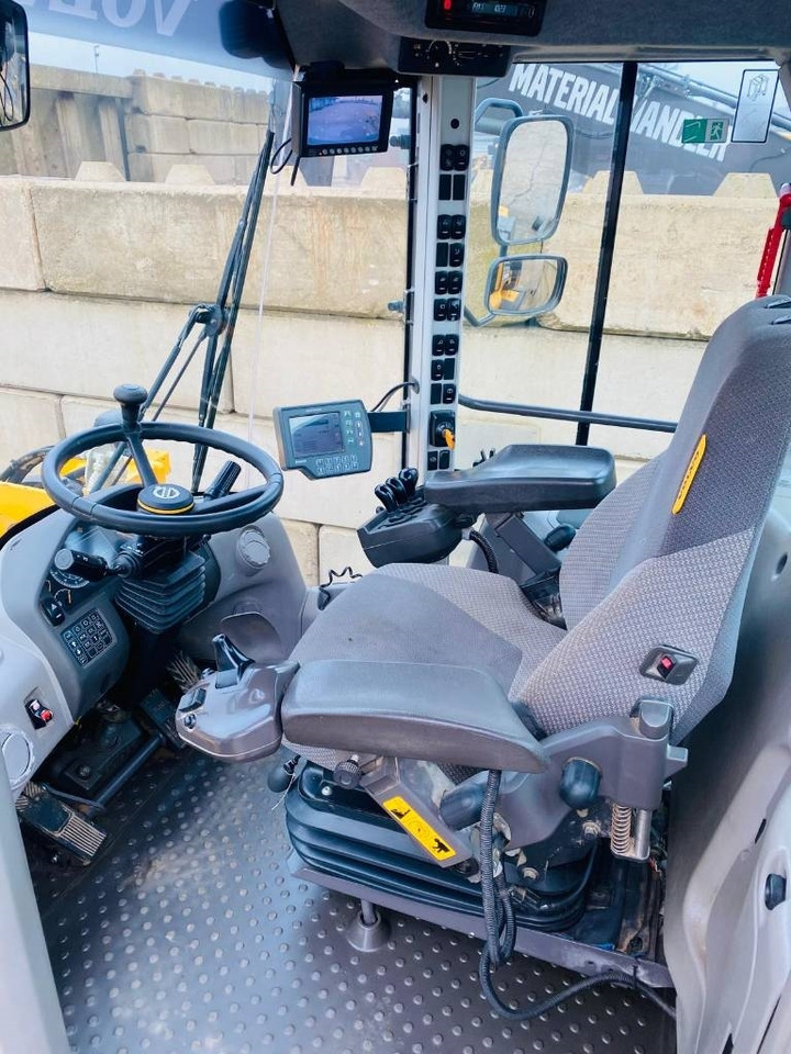 Ratinis krautuvas Volvo L 110 H: foto 7