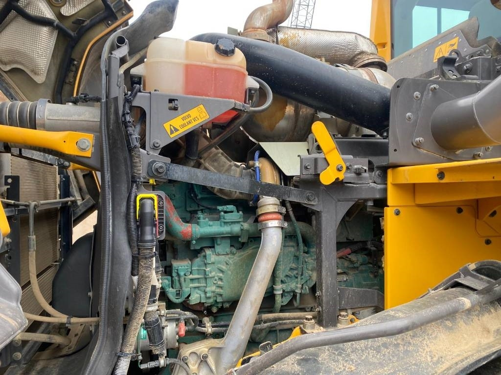 Ratinis krautuvas Volvo L 110 H: foto 14