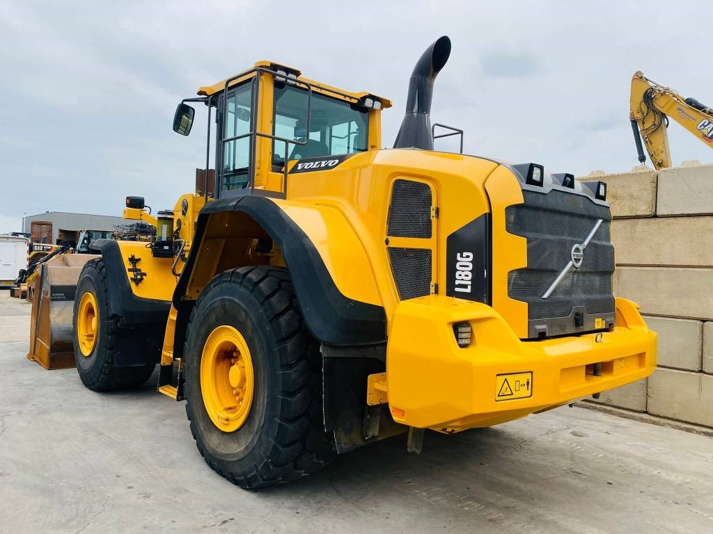 Volvo L 180 G - Ratinis krautuvas: foto 5 Volvo L 180 G - Ratinis krautuvas: foto 5