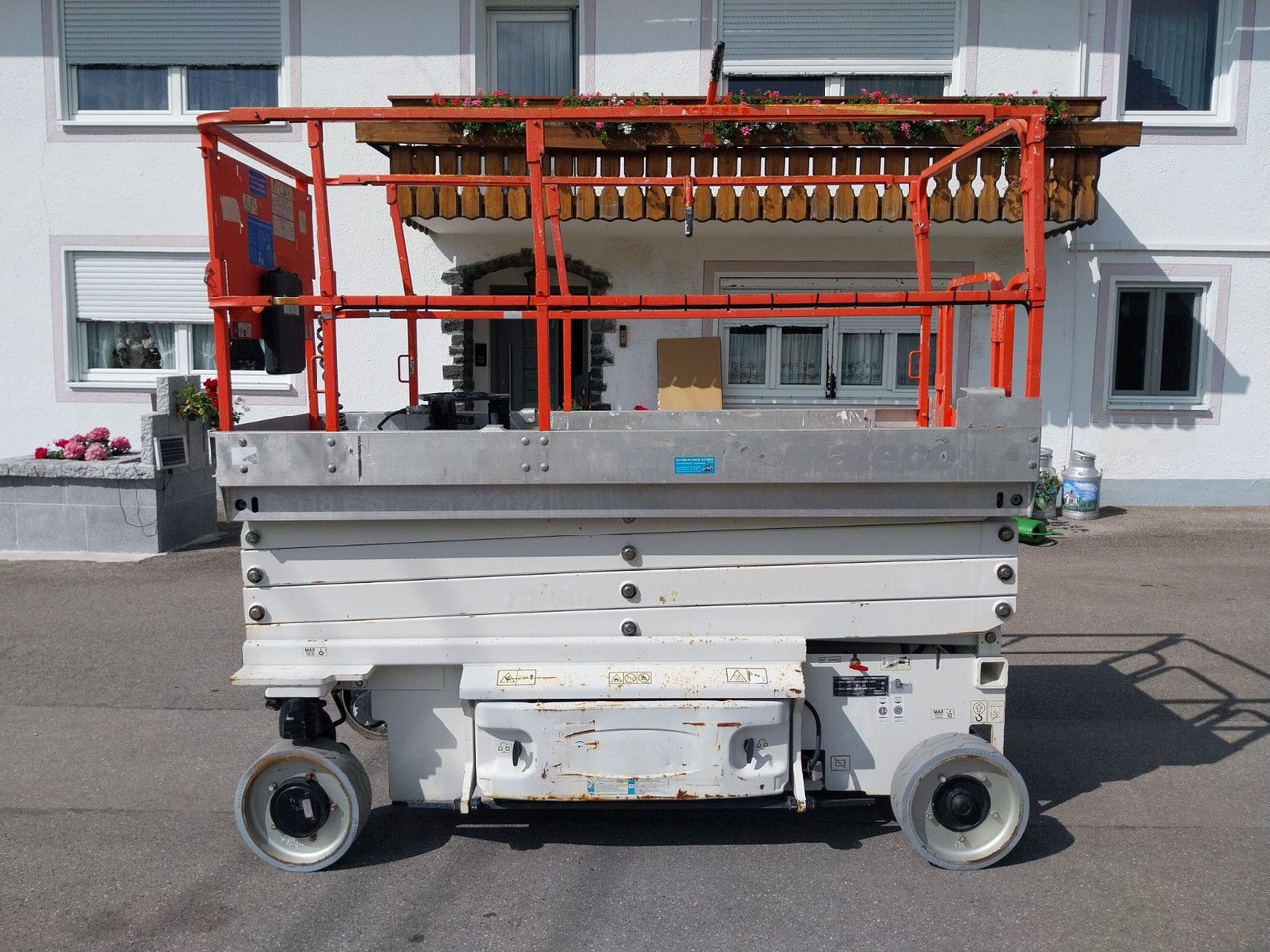 JLG 3246 ES - Autobokštelio: foto 3 JLG 3246 ES - Autobokštelio: foto 3
