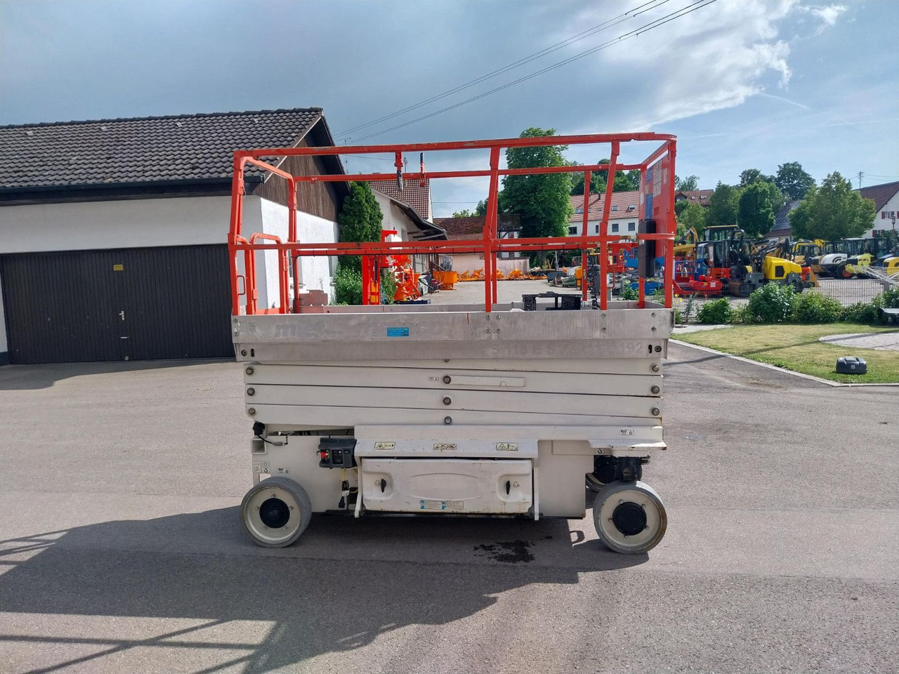 JLG 3246 ES - Autobokštelio: foto 1 JLG 3246 ES - Autobokštelio: foto 1