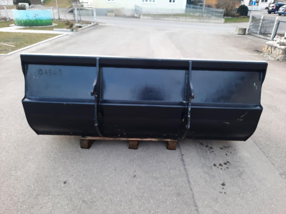 Schaufel 2,4m Teleskoplader Radlader Universalschaufel Genie - Kita technika: foto 3 Schaufel 2,4m Teleskoplader Radlader Universalschaufel Genie - Kita technika: foto 3