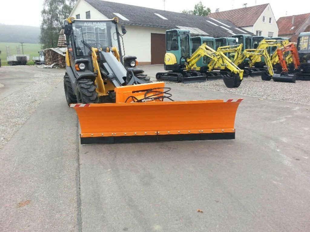Kramer Schneeschild 2,6m 750, 5075, 850, 950, 1150 - Sniego peilis - Komunalinė/ Specializuota technika: foto 1 Kramer Schneeschild 2,6m 750, 5075, 850, 950, 1150 - Sniego peilis - Komunalinė/ Specializuota technika: foto 1
