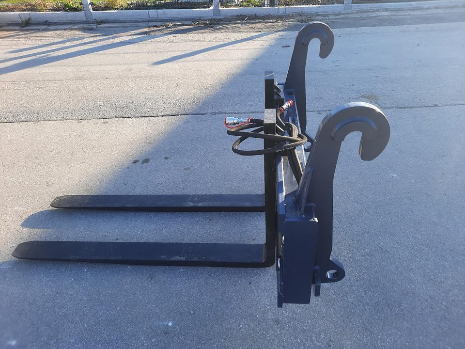 Palettengabel mit hydraulisch verstellb. Zinken Volvo Aufnahme - Šakės: foto 1 Palettengabel mit hydraulisch verstellb. Zinken Volvo Aufnahme - Šakės: foto 1