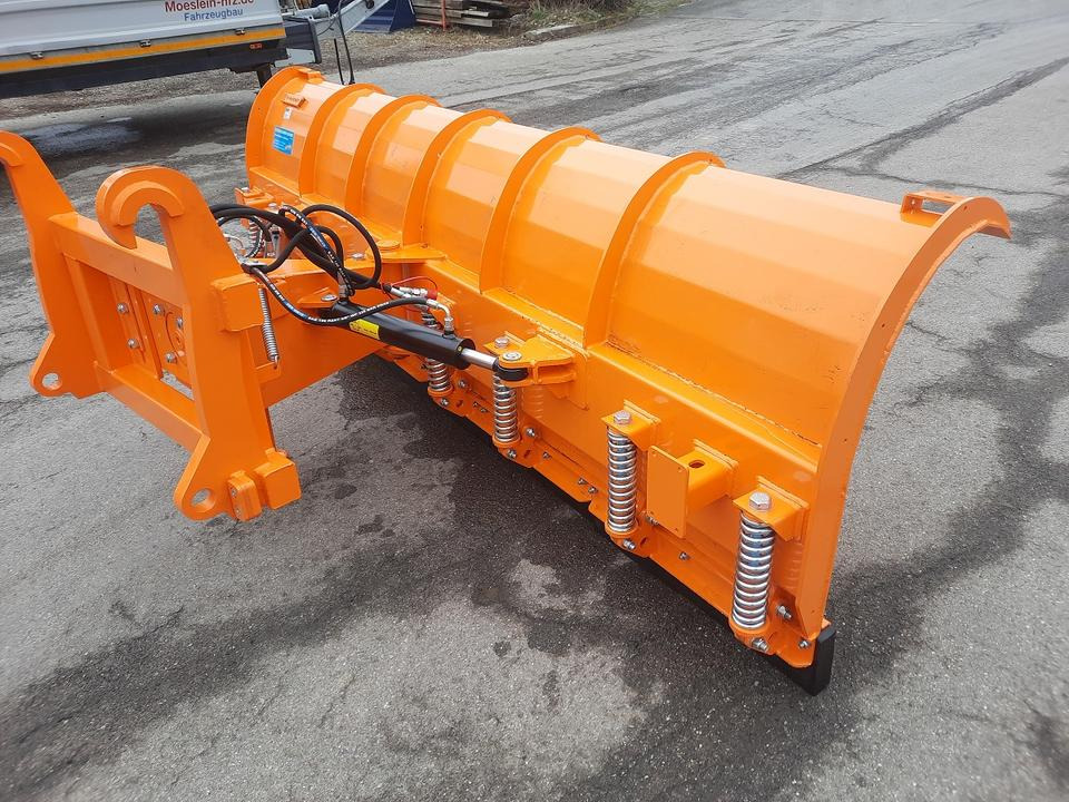 Schneeschild 3,3m Schwer TeleskopladerSchlepper Radlader Hoflader - Sniego peilis: foto 5 Schneeschild 3,3m Schwer TeleskopladerSchlepper Radlader Hoflader - Sniego peilis: foto 5