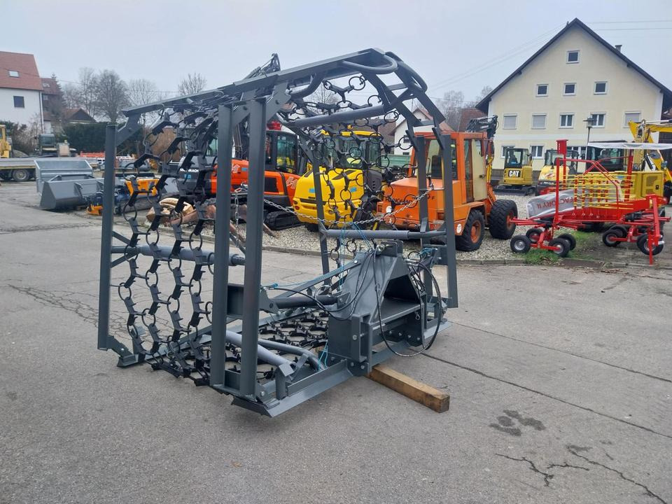 Wiesenegge 6 - 8m Wiesenstriegel Wiesenschleppe Schlepper - Pievų priežiūros akėčių: foto 2 Wiesenegge 6 - 8m Wiesenstriegel Wiesenschleppe Schlepper - Pievų priežiūros akėčių: foto 2