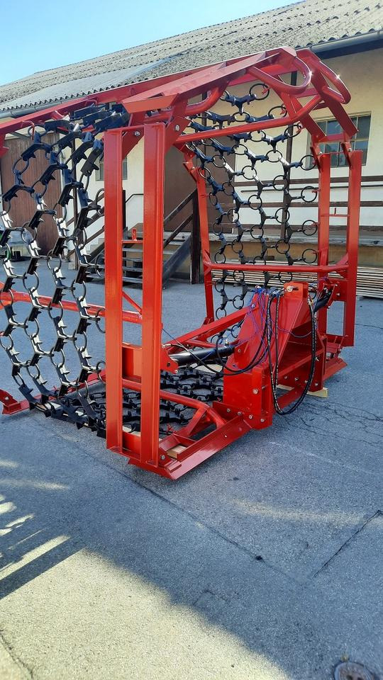 Wiesenegge 6 - 8m Wiesenstriegel Wiesenschleppe Traktor Egge - Pievų priežiūros akėčių: foto 2 Wiesenegge 6 - 8m Wiesenstriegel Wiesenschleppe Traktor Egge - Pievų priežiūros akėčių: foto 2