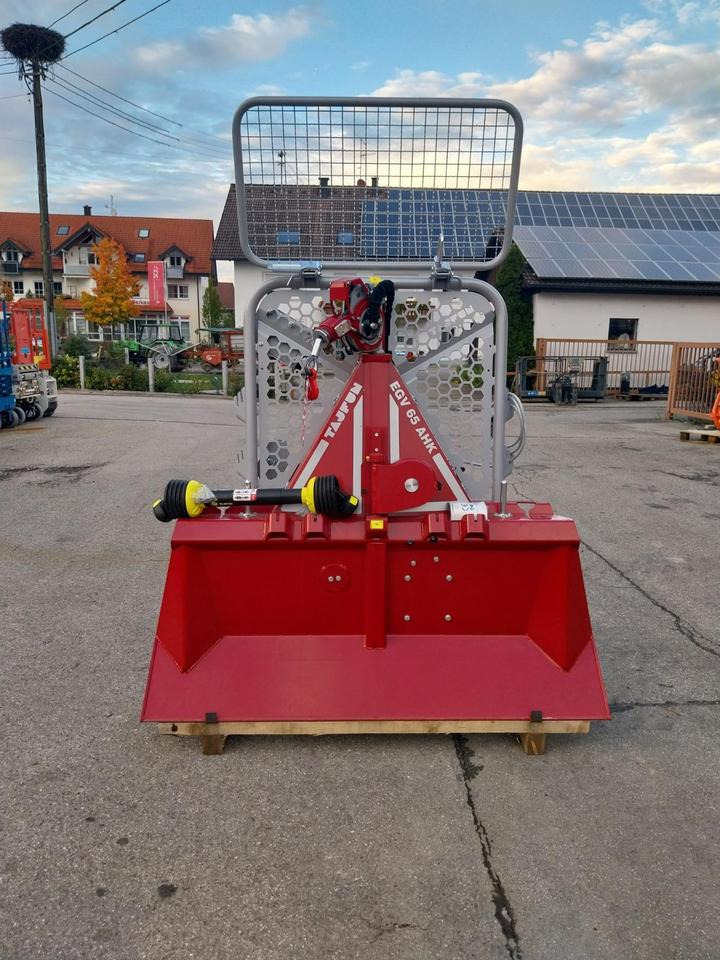 Neue Forstseilwinde Seilwinde Tajfun EGV 65 AHK SG Funk 35 45 55 - Auto gervė - Miško technika: foto 1 Neue Forstseilwinde Seilwinde Tajfun EGV 65 AHK SG Funk 35 45 55 - Auto gervė - Miško technika: foto 1