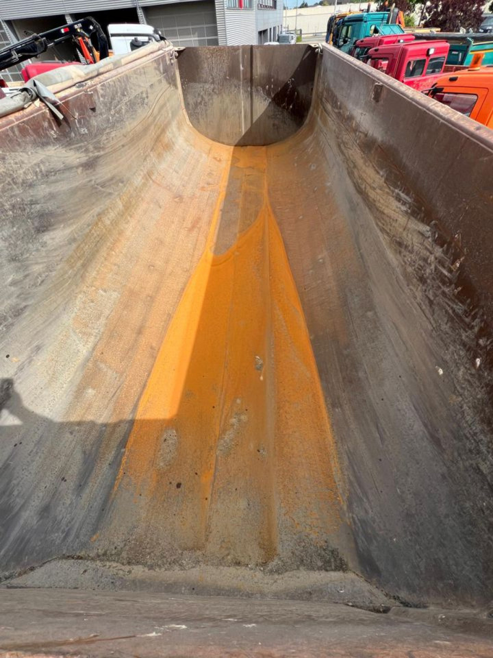 CARNEHL Kippauflieger CHKS HH KippaufliegerKurzsattel - Savivartis puspriekabė: foto 4 CARNEHL Kippauflieger CHKS HH KippaufliegerKurzsattel - Savivartis puspriekabė: foto 4