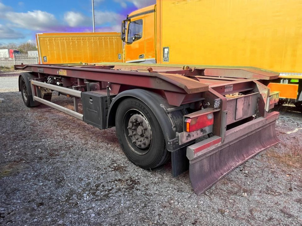 HUEFFERMANN 2-achs Abrollanhänger HAR 18.70 Containeranhänger Außenrollenanhg. - Kablio/ Skip loader priekaba: foto 3 HUEFFERMANN 2-achs Abrollanhänger HAR 18.70 Containeranhänger Außenrollenanhg. - Kablio/ Skip loader priekaba: foto 3
