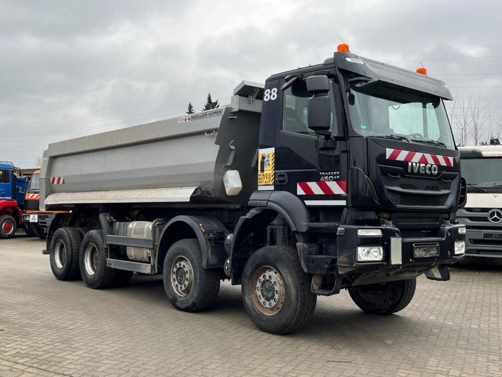 IVECO-MAGIRUS TRACKER AD450TW 4 Achs Muldenkipper Meiller - Savivartis: foto 5 IVECO-MAGIRUS TRACKER AD450TW 4 Achs Muldenkipper Meiller - Savivartis: foto 5