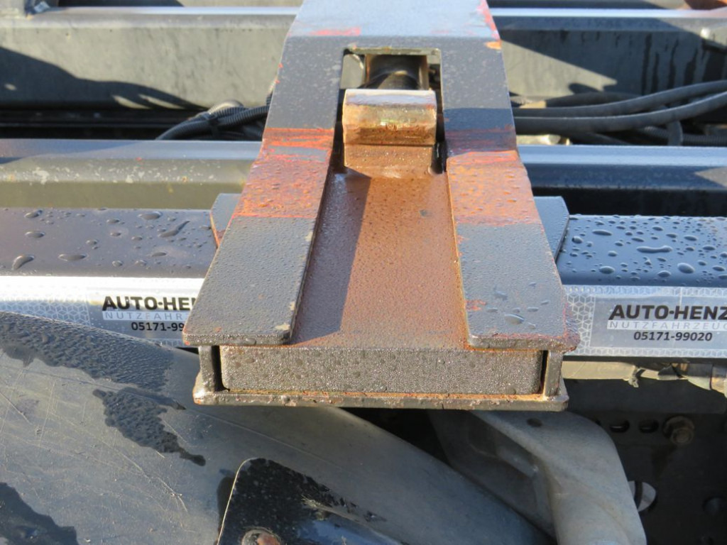 MAN TG-S 18.320 BL Abrollkipper - Hook-lift sunkvežimis: foto 4 MAN TG-S 18.320 BL Abrollkipper - Hook-lift sunkvežimis: foto 4