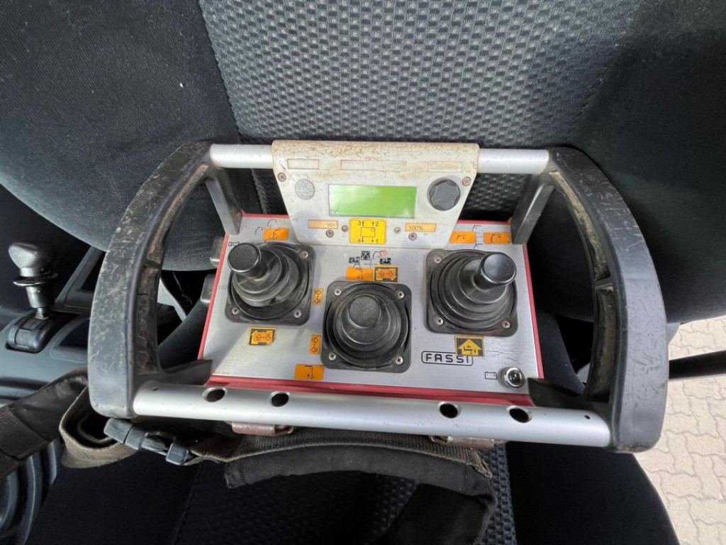 MAN TG-X 26.440 6x2-2 BL Pritsche Heckkran Fassi 360 36m to, Lenk Lift - Platforminis/ Bortinis sunkvežimis, Sunkvežimis su kranu: foto 3 MAN TG-X 26.440 6x2-2 BL Pritsche Heckkran Fassi 360 36m to, Lenk Lift - Platforminis/ Bortinis sunkvežimis, Sunkvežimis su kranu: foto 3