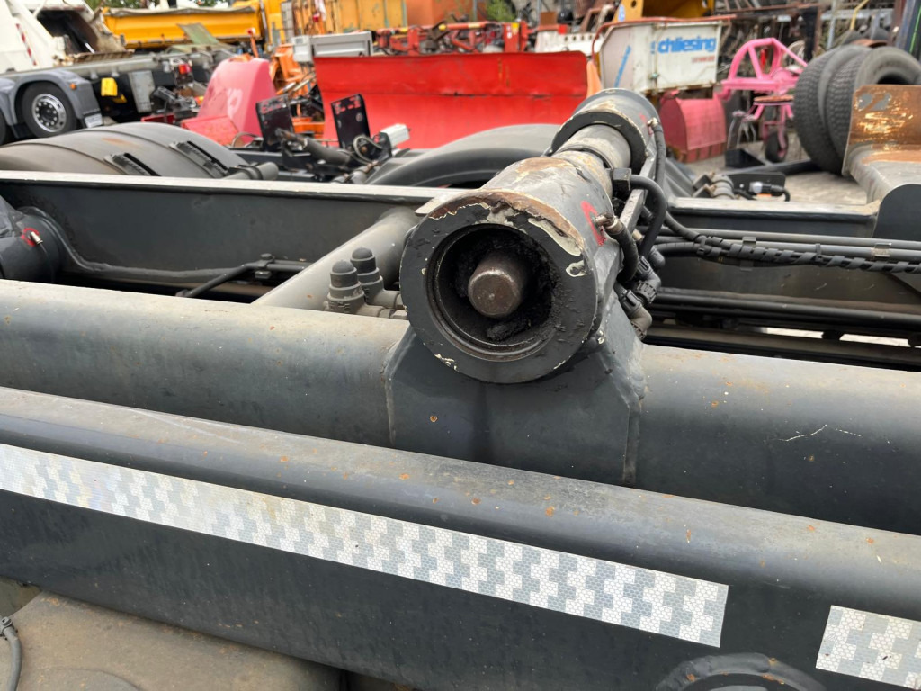 MERCEDES-BENZ Actros 2541 L6x2 Abrollkipper Meiller Schub+Knick - Hook-lift sunkvežimis: foto 3 MERCEDES-BENZ Actros 2541 L6x2 Abrollkipper Meiller Schub+Knick - Hook-lift sunkvežimis: foto 3