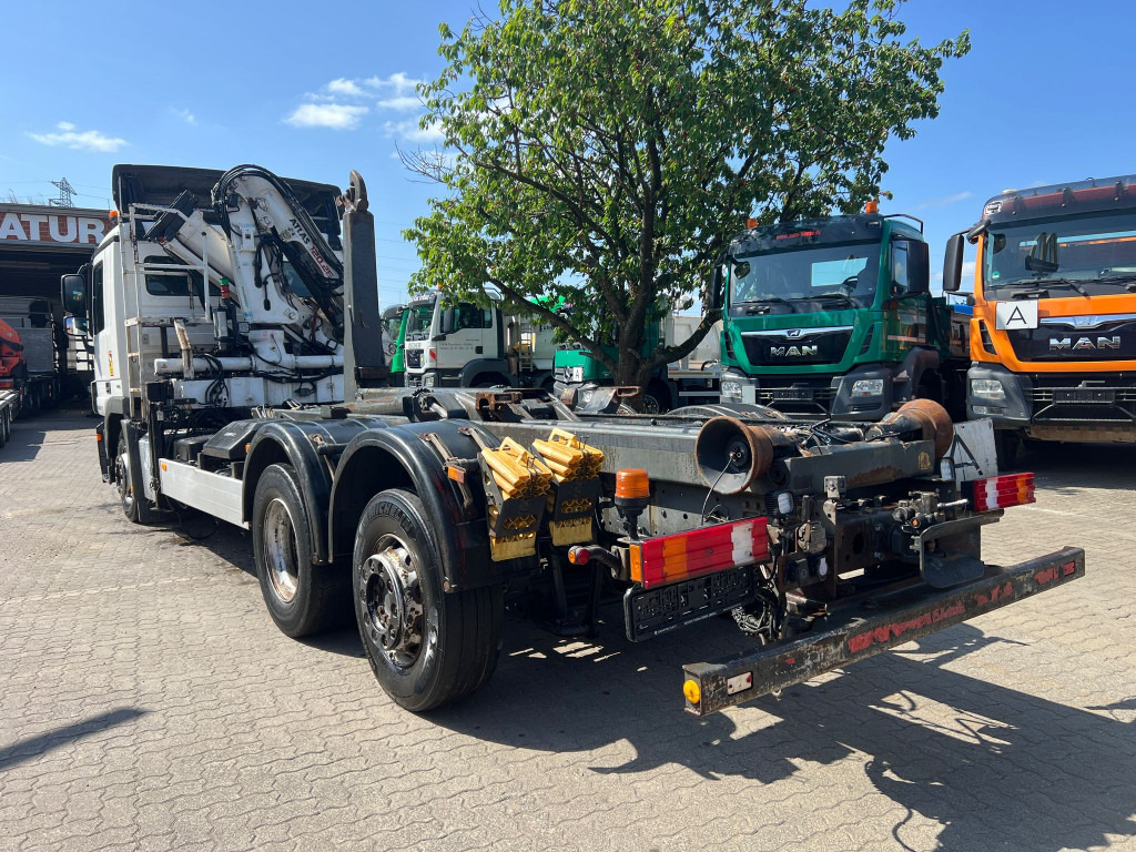 MERCEDES-BENZ Actros 2541 L6x2 Abrollkipper mit Kran Funk+Greiferst - Hook-lift sunkvežimis, Sunkvežimis su kranu: foto 5 MERCEDES-BENZ Actros 2541 L6x2 Abrollkipper mit Kran Funk+Greiferst - Hook-lift sunkvežimis, Sunkvežimis su kranu: foto 5