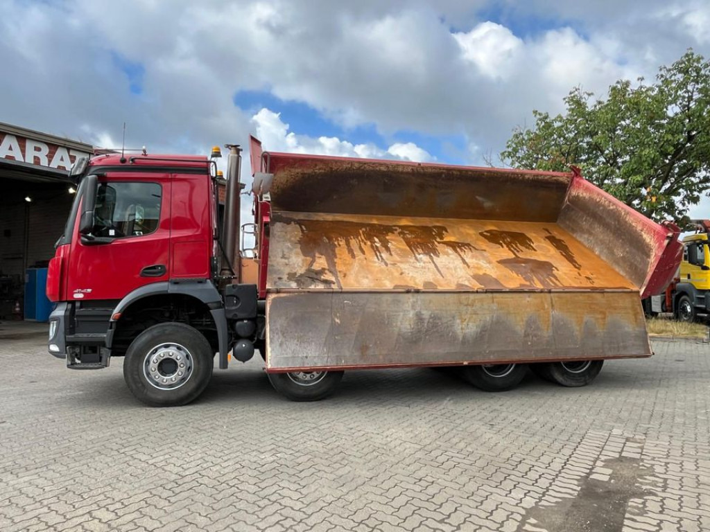 MERCEDES-BENZ Arocs 4143 8x4 4-Achs Kipper Meiller Bordmatik - Savivartis sunkvežimis: foto 5 MERCEDES-BENZ Arocs 4143 8x4 4-Achs Kipper Meiller Bordmatik - Savivartis sunkvežimis: foto 5