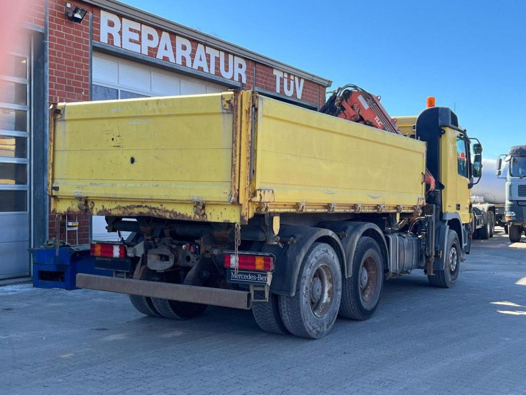 Mercedes-Benz Actros 2644 6x4 3-Achs Kipper Kran Funkt+Greifer - Savivartis sunkvežimis, Sunkvežimis su kranu: foto 4 Mercedes-Benz Actros 2644 6x4 3-Achs Kipper Kran Funkt+Greifer - Savivartis sunkvežimis, Sunkvežimis su kranu: foto 4