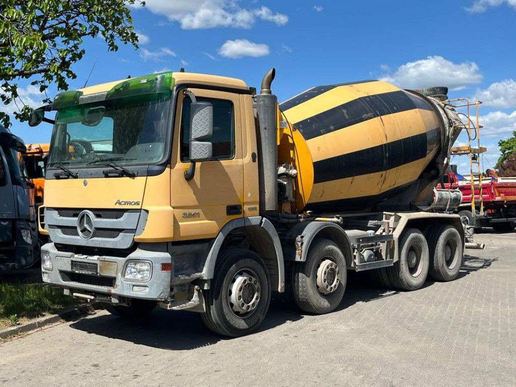 Mercedes-Benz Actros 3241 B 8x4 Betonmischer Liebherr, Deutsc - Hook-lift sunkvežimis: foto 1 Mercedes-Benz Actros 3241 B 8x4 Betonmischer Liebherr, Deutsc - Hook-lift sunkvežimis: foto 1