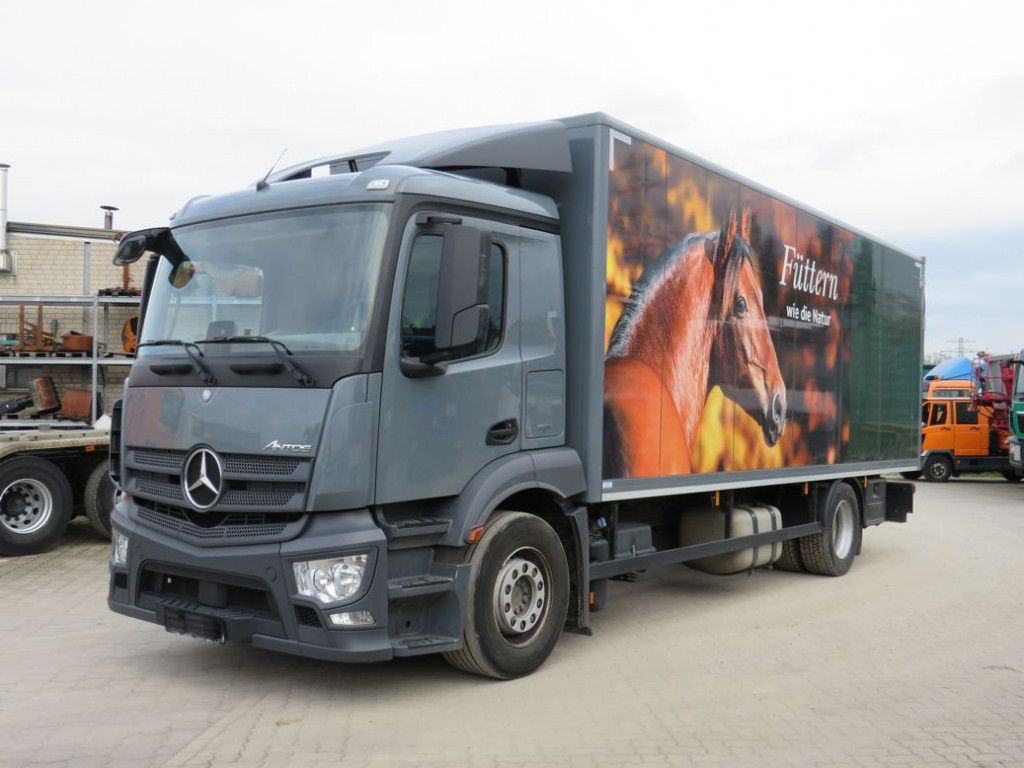 Mercedes-Benz Antos 1830 L nR 4x2 Standardkoffer LBW LBW 2to+F - Furgonas sunkvežimis: foto 1 Mercedes-Benz Antos 1830 L nR 4x2 Standardkoffer LBW LBW 2to+F - Furgonas sunkvežimis: foto 1
