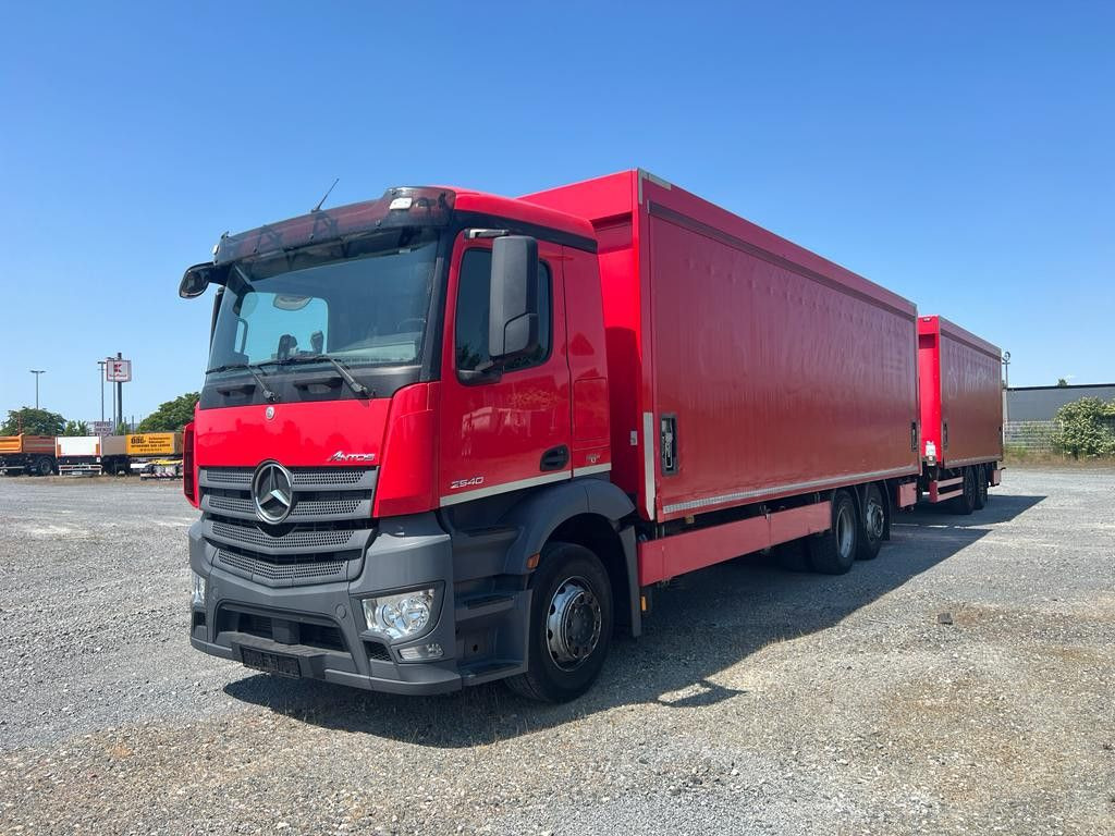 Mercedes-Benz Antos 2540 L 6x2 Pritsche LBW Mercedes-Benz Antos 2540 L 6x2 Pritsche LBW Coca Cola Getränke - Tentinis sunkvežimis: foto 1 Mercedes-Benz Antos 2540 L 6x2 Pritsche LBW Mercedes-Benz Antos 2540 L 6x2 Pritsche LBW Coca Cola Getränke - Tentinis sunkvežimis: foto 1