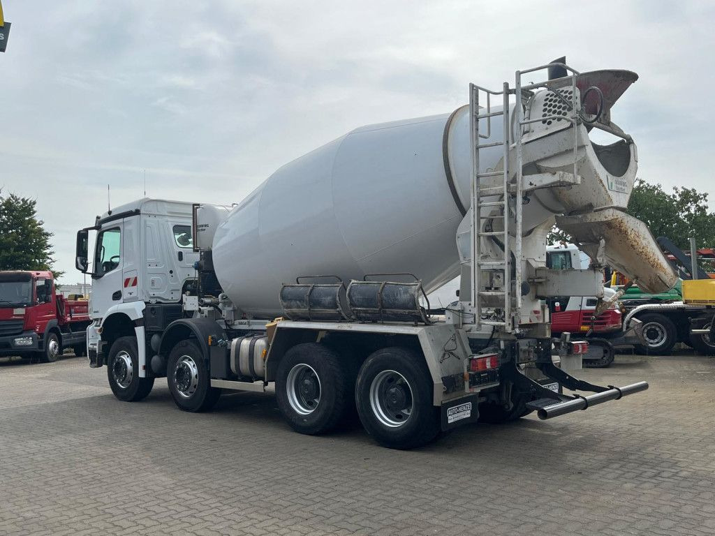 Mercedes-Benz Arocs 3240 B 8x4 Betonmischer Deutsch Top AP Ach - Betonvežis: foto 3 Mercedes-Benz Arocs 3240 B 8x4 Betonmischer Deutsch Top AP Ach - Betonvežis: foto 3