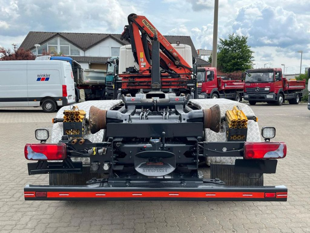 Scania P 360 6x2 Abrollkipper mit Kran Lift/Lenkachse Scania P 360 6x2 Abrollkipper mit Kran Lift/Lenkachse - Hook-lift sunkvežimis, Sunkvežimis su kranu: foto 5 Scania P 360 6x2 Abrollkipper mit Kran Lift/Lenkachse Scania P 360 6x2 Abrollkipper mit Kran Lift/Lenkachse - Hook-lift sunkvežimis, Sunkvežimis su kranu: foto 5