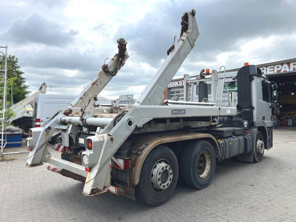 Mercedes-Benz Actros 2641 L 6x2 Abrollkipper 159TKM kuz.Radsta - Sunkvežimis: foto 4 Mercedes-Benz Actros 2641 L 6x2 Abrollkipper 159TKM kuz.Radsta - Sunkvežimis: foto 4
