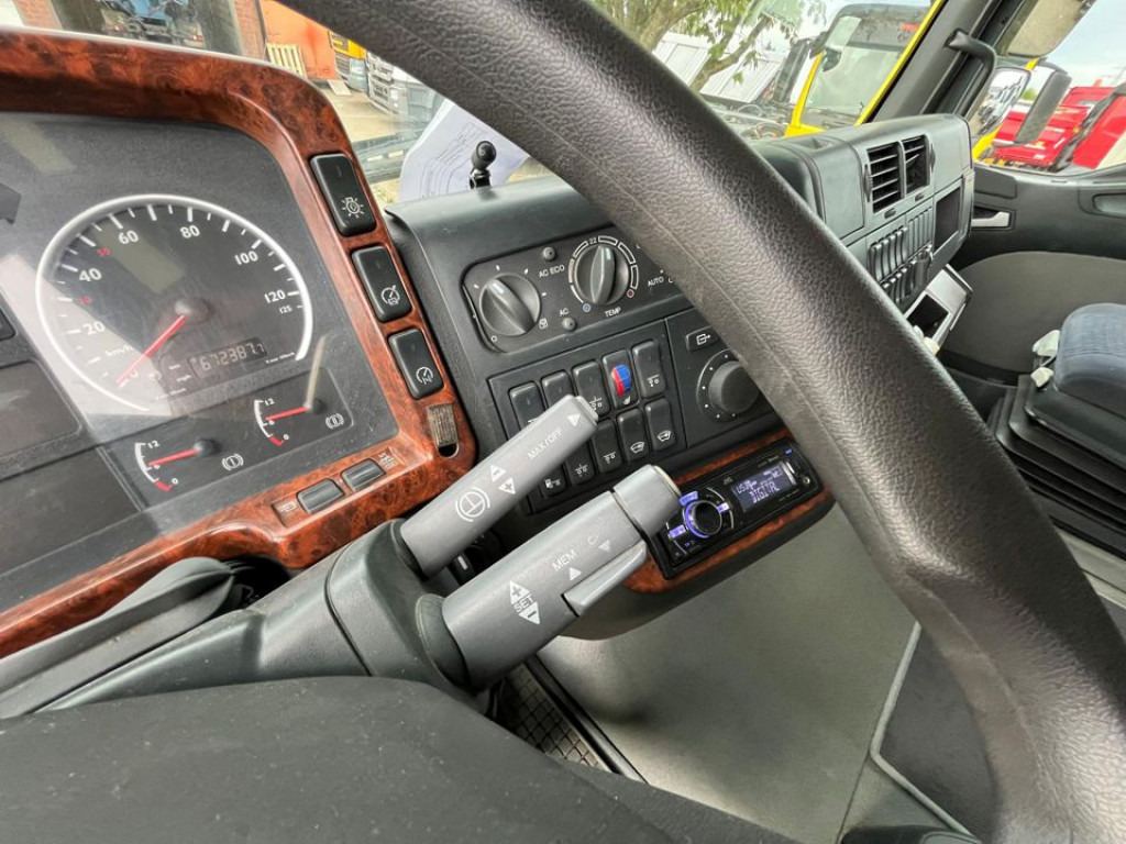 MAN TG-A 41.660 8x4 4 BBS SZM Schwerlast 250 to WSK - Vilkikas: foto 4 MAN TG-A 41.660 8x4 4 BBS SZM Schwerlast 250 to WSK - Vilkikas: foto 4