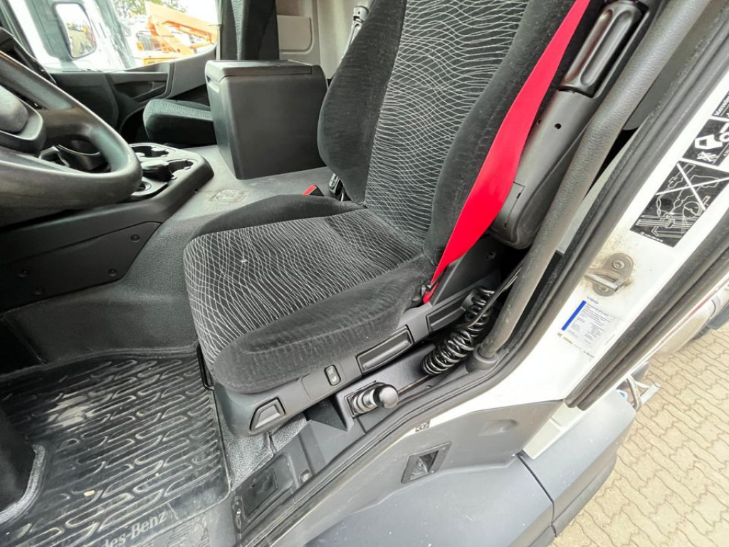 MERCEDES-BENZ Arocs 2043 AS 4x4 SZM nur 133TKM ! Kipphydraulik - Vilkikas: foto 2 MERCEDES-BENZ Arocs 2043 AS 4x4 SZM nur 133TKM ! Kipphydraulik - Vilkikas: foto 2