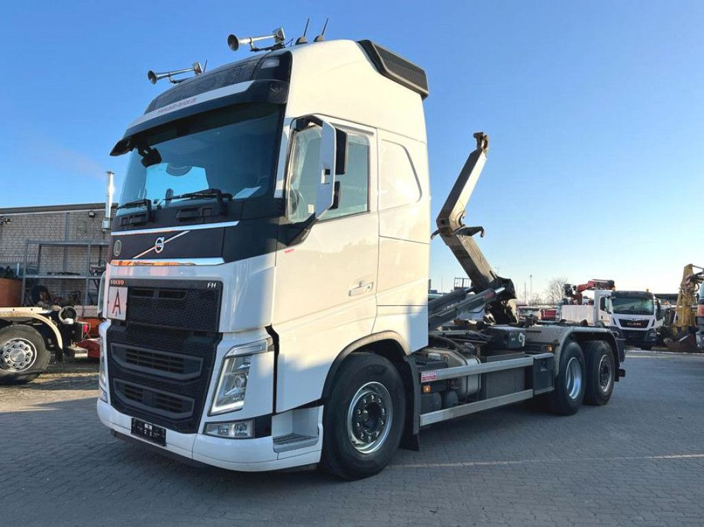 Volvo FH 500 6x2 Abrollkipper Funkfernbedienung - Hook-lift sunkvežimis: foto 1 Volvo FH 500 6x2 Abrollkipper Funkfernbedienung - Hook-lift sunkvežimis: foto 1