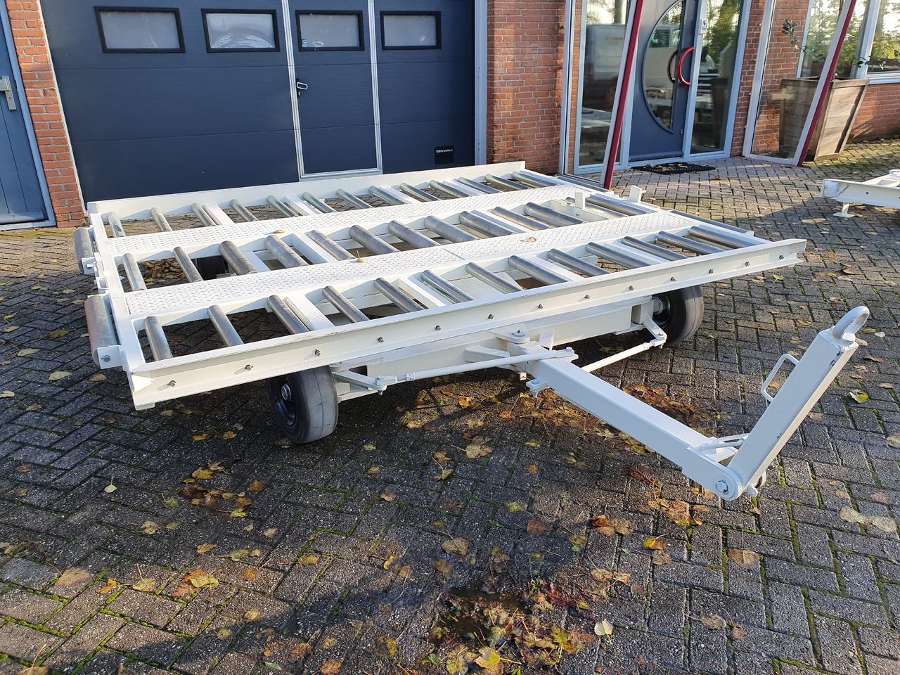 Dolly 10ft Yumbo turntable - Orlaivių pagalbinė antžeminė įranga: foto 1 Dolly 10ft Yumbo turntable - Orlaivių pagalbinė antžeminė įranga: foto 1