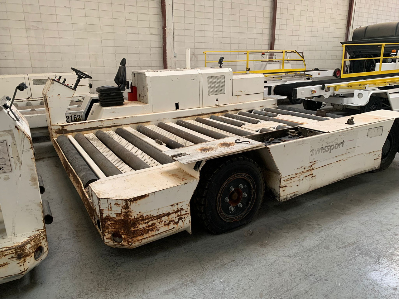 Transporter FMC CPT-7 - Orlaivių pagalbinė antžeminė įranga: foto 2 Transporter FMC CPT-7 - Orlaivių pagalbinė antžeminė įranga: foto 2