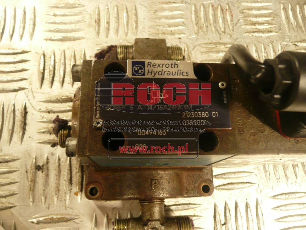 REXROTH DGMS3/E12R 0235005345+ 3DREP-6-A-14/16A24NK4M 21230380 01 0000001- 1 SEKCYJNY + GP45-4-A269 - Hidraulinis vožtuvas: foto 1 REXROTH DGMS3/E12R 0235005345+ 3DREP-6-A-14/16A24NK4M 21230380 01 0000001- 1 SEKCYJNY + GP45-4-A269 - Hidraulinis vožtuvas: foto 1