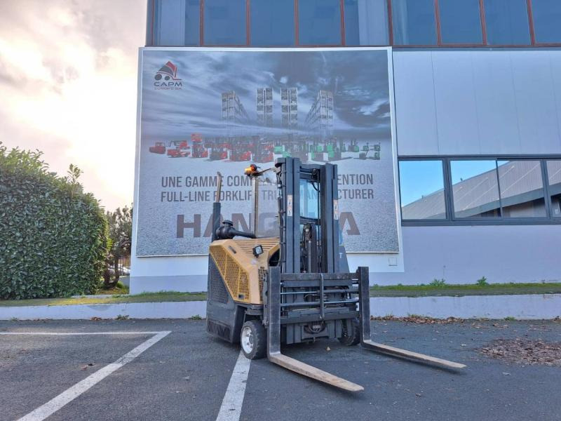 Amlift AGILIFT 25-12-49 - Šakinis krautuvas su privažiavimu iš keturių pusių: foto 2 Amlift AGILIFT 25-12-49 - Šakinis krautuvas su privažiavimu iš keturių pusių: foto 2