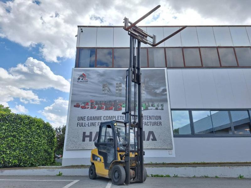 Dujinis krautuvas Caterpillar GP25NTD: foto 8 Dujinis krautuvas Caterpillar GP25NTD: foto 8