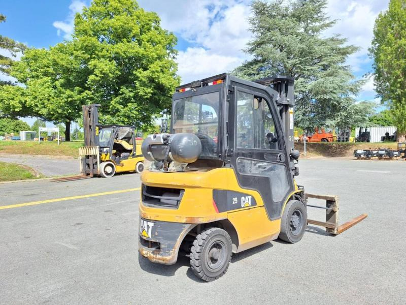 Dujinis krautuvas Caterpillar GP25NTD: foto 20 Dujinis krautuvas Caterpillar GP25NTD: foto 20