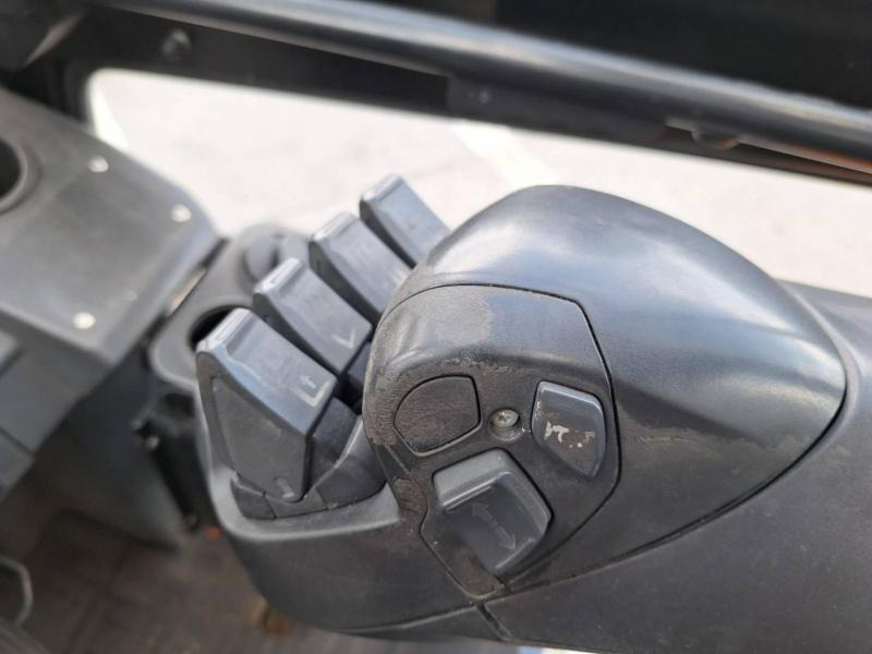 Dujinis krautuvas Caterpillar GP25NTD: foto 16 Dujinis krautuvas Caterpillar GP25NTD: foto 16