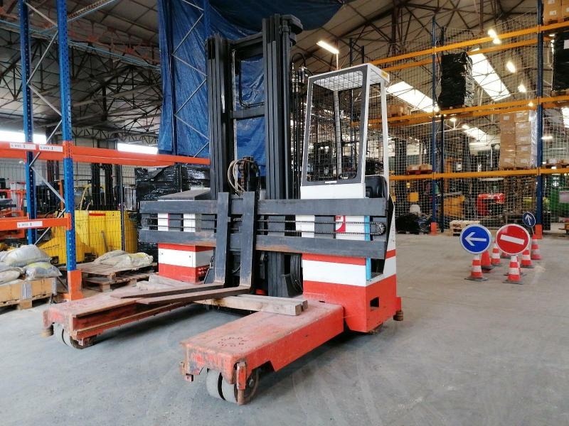 Combilift ESA30 - Šakinis krautuvas su privažiavimu iš keturių pusių: foto 2 Combilift ESA30 - Šakinis krautuvas su privažiavimu iš keturių pusių: foto 2