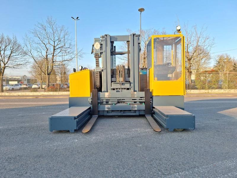Combilift ESL3545 - Šakinis krautuvas su privažiavimu iš keturių pusių: foto 3 Combilift ESL3545 - Šakinis krautuvas su privažiavimu iš keturių pusių: foto 3