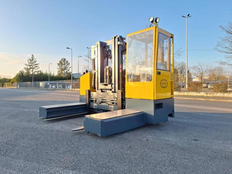 Combilift ESL3545 - Šakinis krautuvas su privažiavimu iš keturių pusių: foto 1 Combilift ESL3545 - Šakinis krautuvas su privažiavimu iš keturių pusių: foto 1