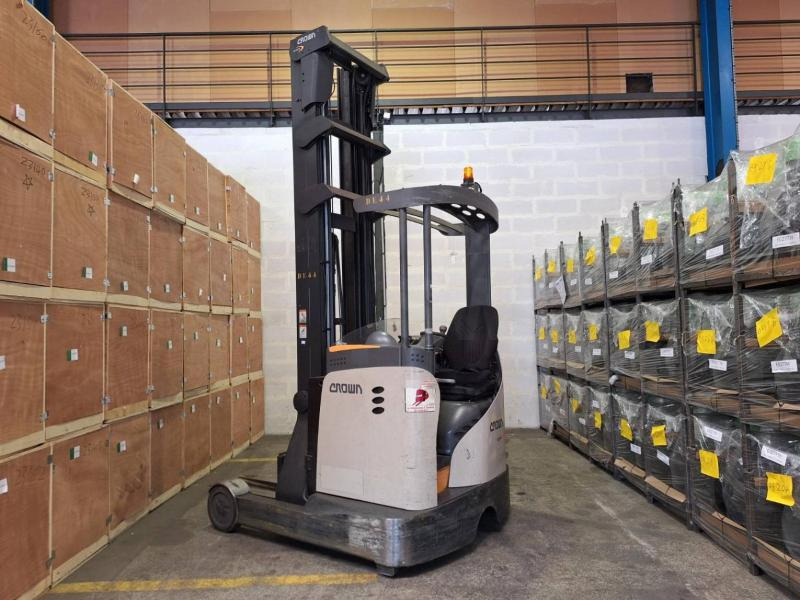 Crown ESR 5260 - Krautuvas su šakėmis: foto 4 Crown ESR 5260 - Krautuvas su šakėmis: foto 4