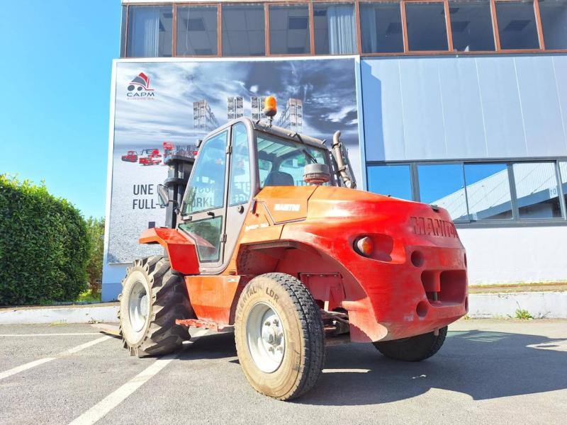 Manitou M50-2 H - Krautuvas-visureigis: foto 4 Manitou M50-2 H - Krautuvas-visureigis: foto 4