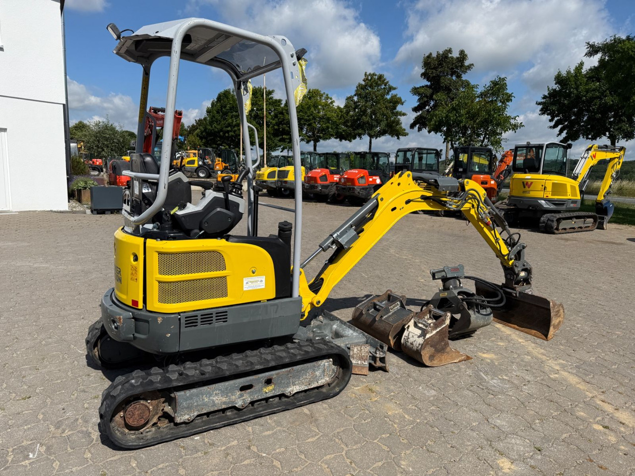 Wacker EZ 17, Bj 21, 820 BH, Tilt, hydr. SW, 3 Löffel - Mini ekskavatorius: foto 3 Wacker EZ 17, Bj 21, 820 BH, Tilt, hydr. SW, 3 Löffel - Mini ekskavatorius: foto 3