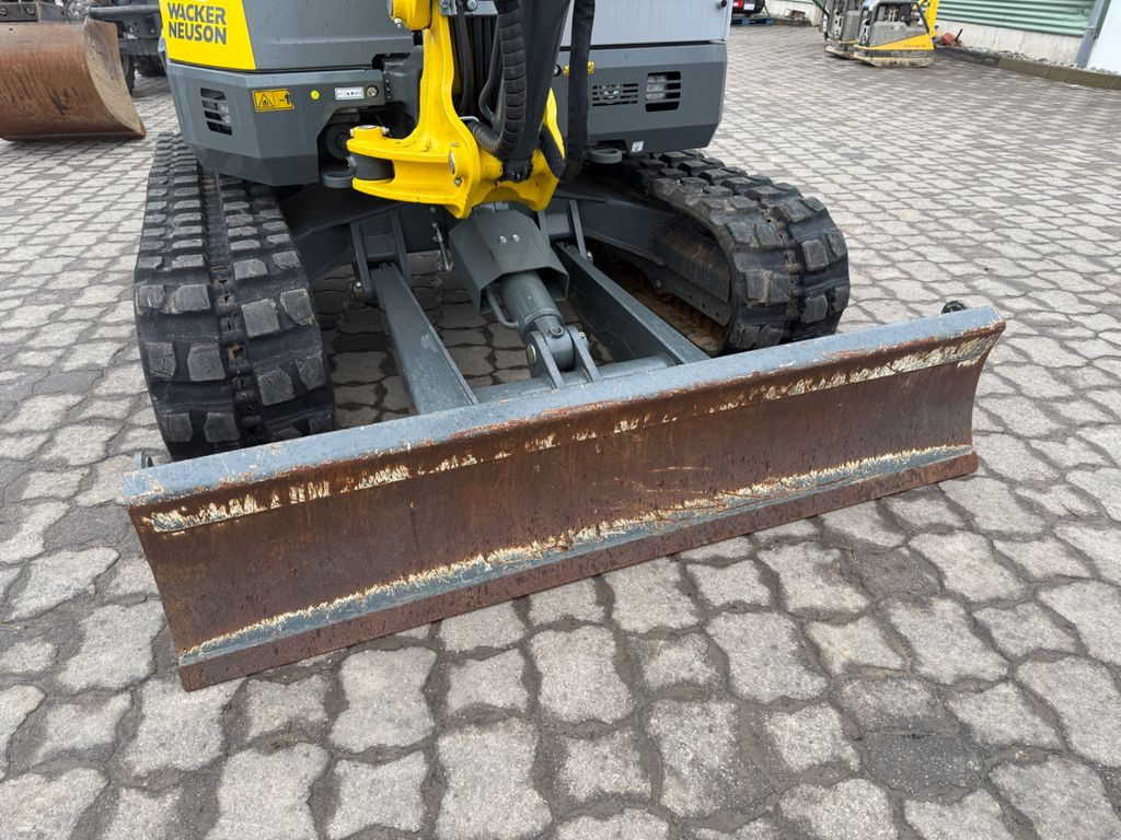 Wacker EZ 50, Bj 24, 300 BH, Gummiketten, HS03, TL - Mini ekskavatorius: foto 3 Wacker EZ 50, Bj 24, 300 BH, Gummiketten, HS03, TL - Mini ekskavatorius: foto 3