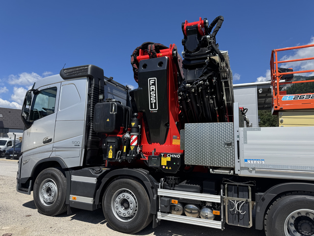 VOLVO Hiab Palfinger Fassi F1450-8 JIB-6 - Sunkvežimis su kranu: foto 3 VOLVO Hiab Palfinger Fassi F1450-8 JIB-6 - Sunkvežimis su kranu: foto 3