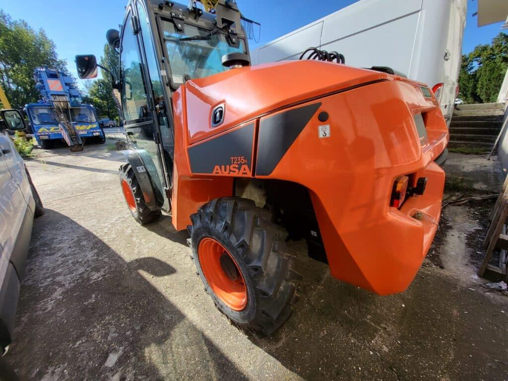 Ausa T235H - Teleskopinis krautuvas: foto 3 Ausa T235H - Teleskopinis krautuvas: foto 3