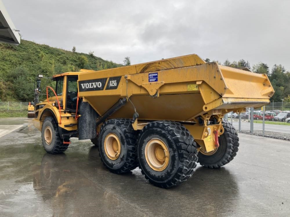 Volvo A25G - Šarnyrinis savivartis: foto 3 Volvo A25G - Šarnyrinis savivartis: foto 3