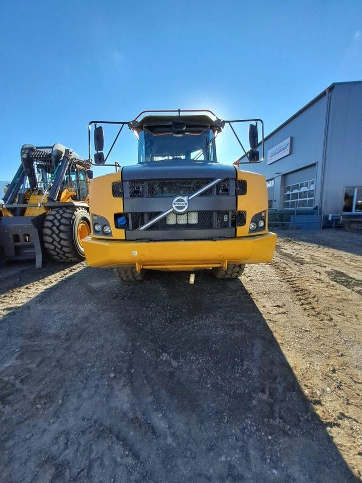 Volvo A25G - Šarnyrinis savivartis: foto 3 Volvo A25G - Šarnyrinis savivartis: foto 3