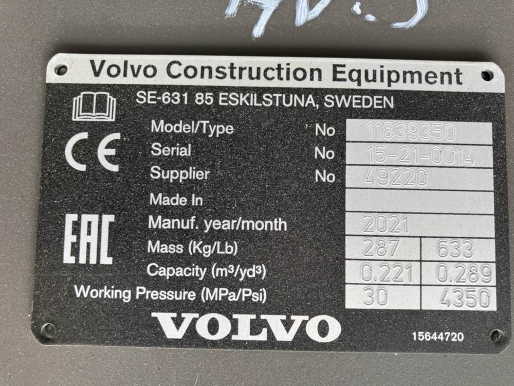 Volvo Böschungslöffel schwenkbar - Ekskavatorius-krautuvas: foto 4 Volvo Böschungslöffel schwenkbar - Ekskavatorius-krautuvas: foto 4